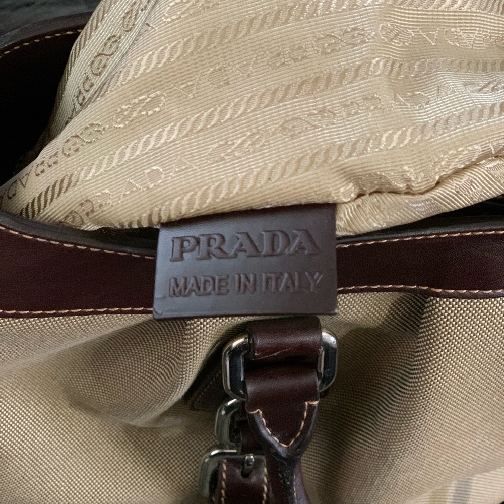Prada - Picture 10 of 13